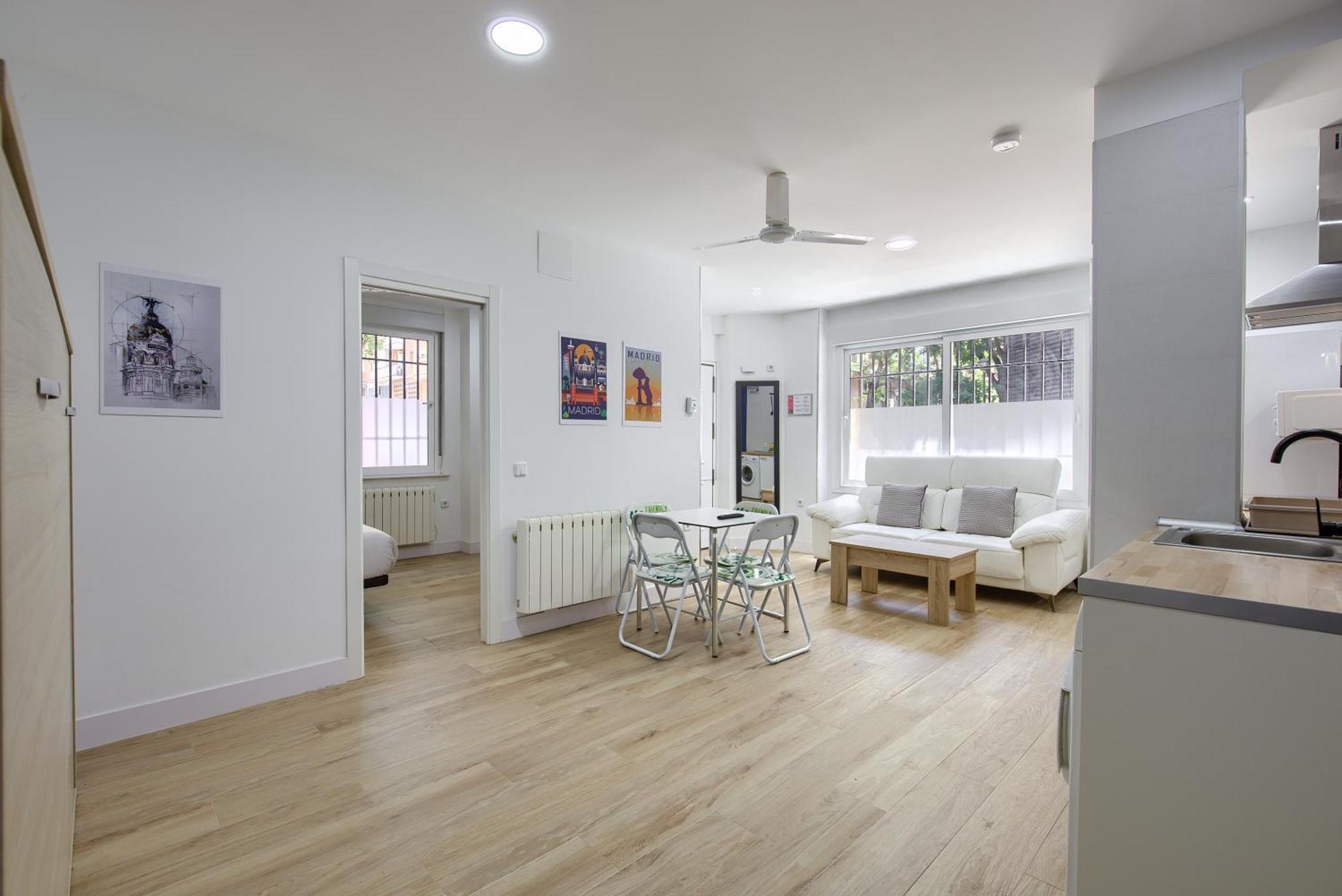 Charming Delicias IV Apartment มาดริด ภายนอก รูปภาพ